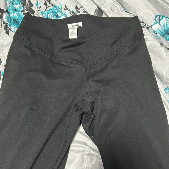 Black garage v waist active plate pants - Picture 3 of 3